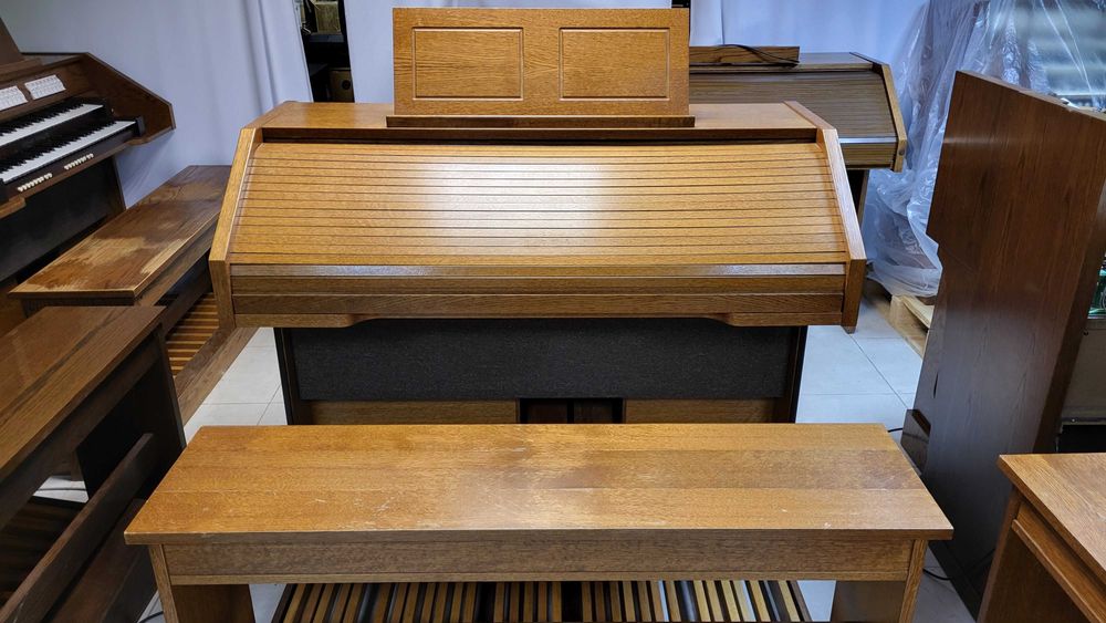 Organy kościelne  Johannus op. 25