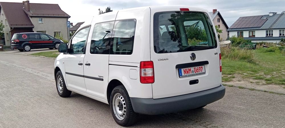 VW Caddy Life 1.4 MPI TEAM, tylko 117 tyś. km. Klimatyzacja,  2x drzwi