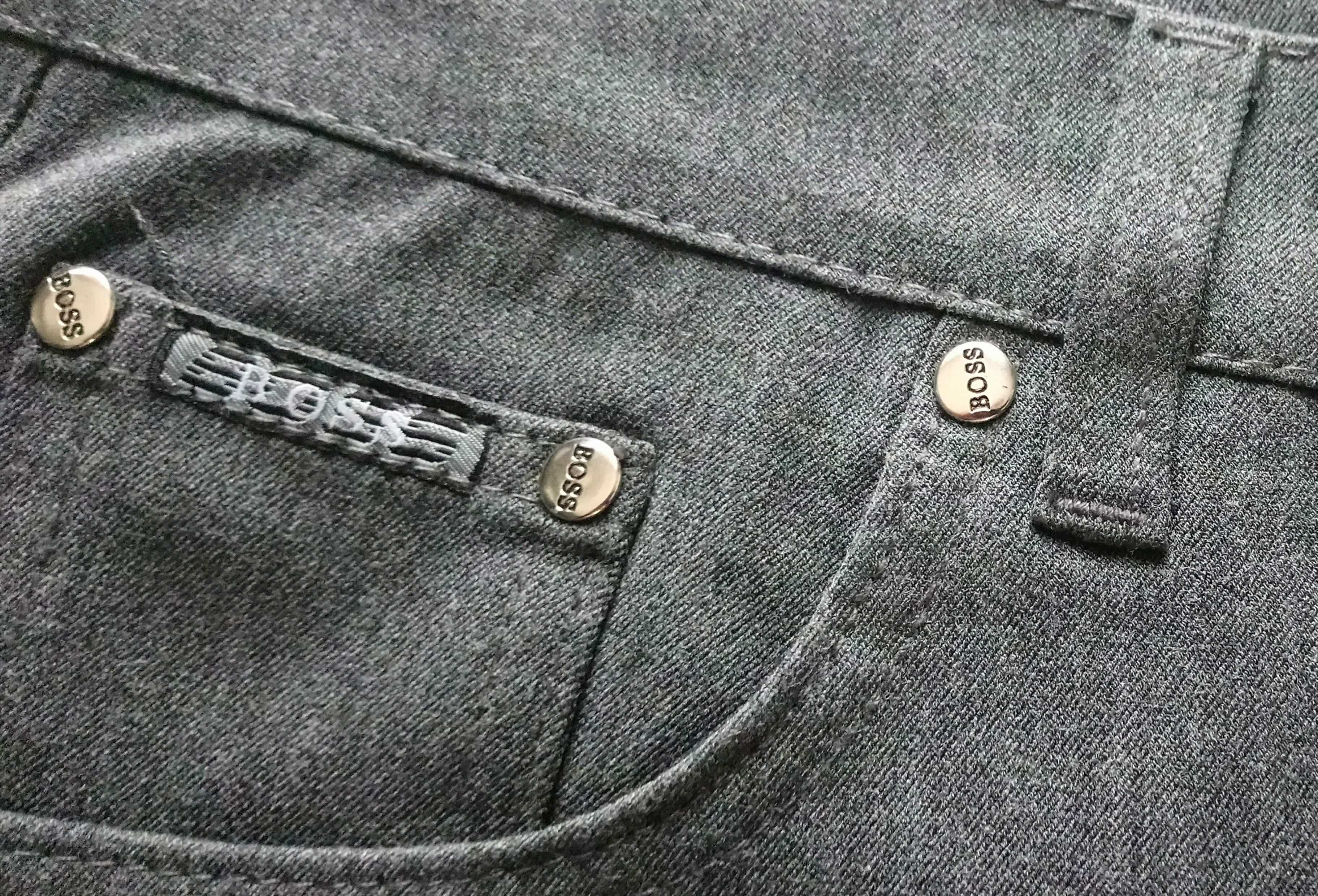 Eleganckie damskie spodnie materiałowe Hugo Boss rozmiar L W33