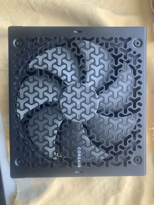 Блок живлення Corsair RM1000x ATX 3.1 (CP-9020271-EU) 1000W