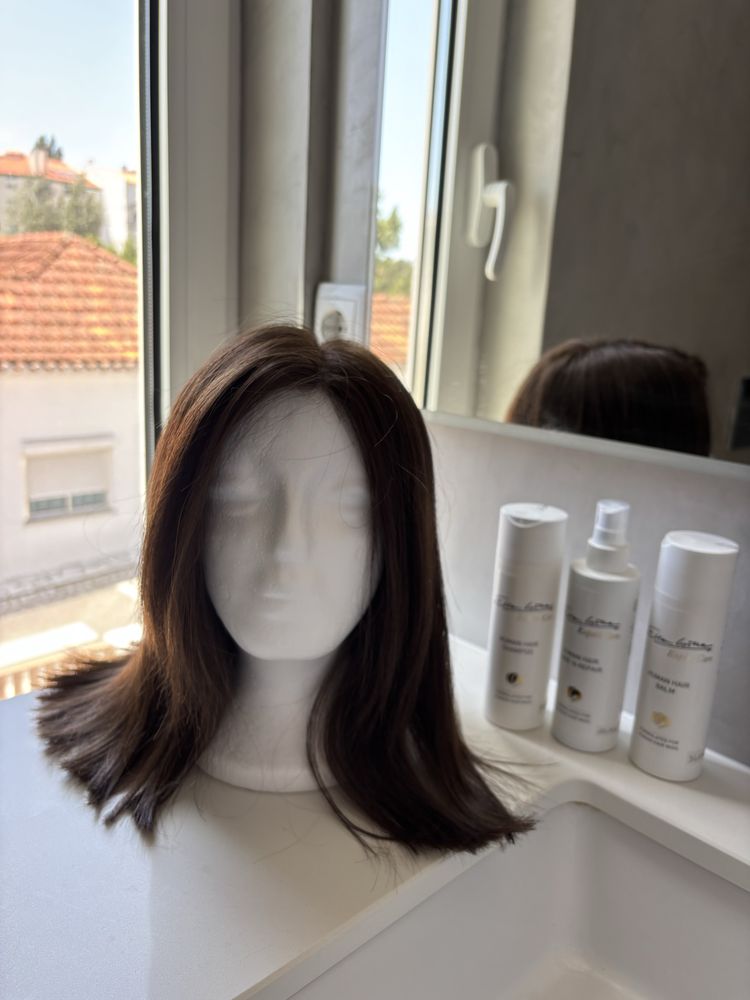 Protese capilar natural e acessorios