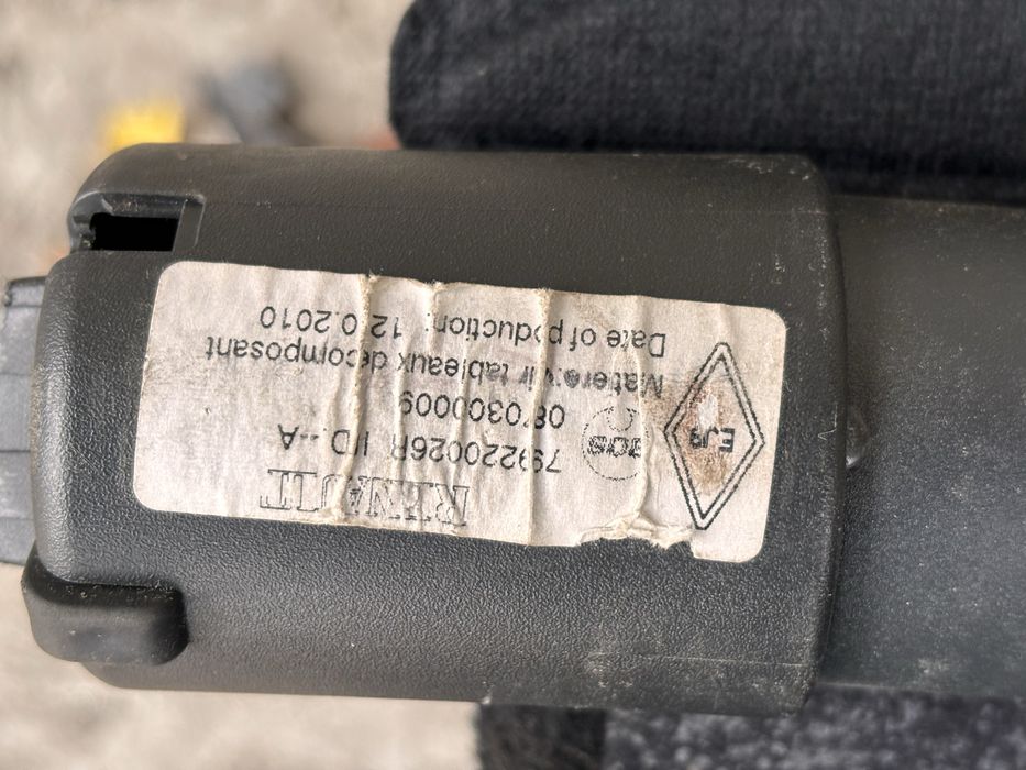 Renault Megane 3 Шторка багажника універсал