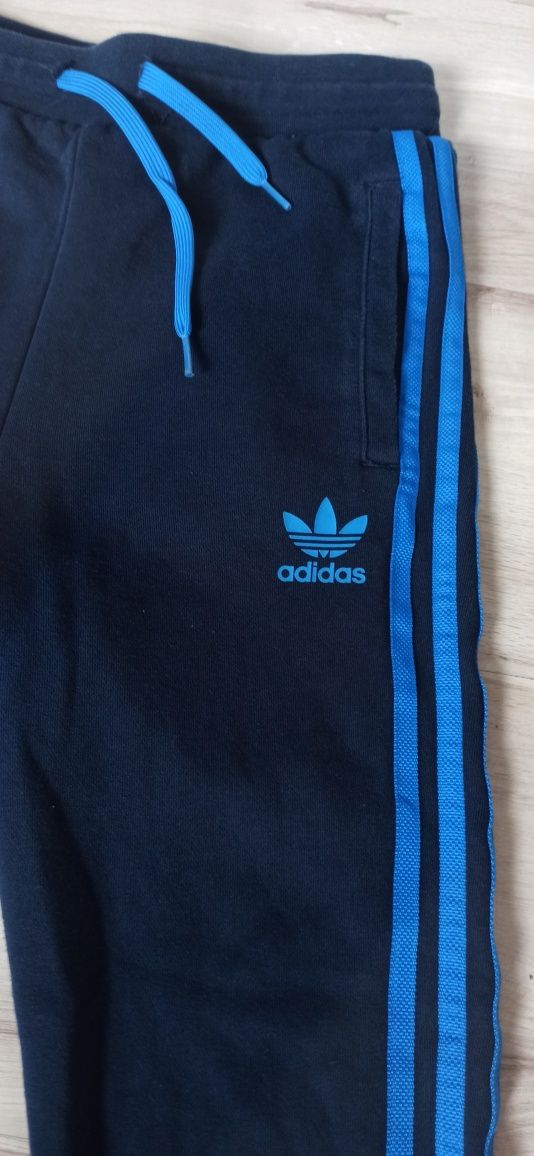 Spodnie dresowe dresy Adidas 146-152