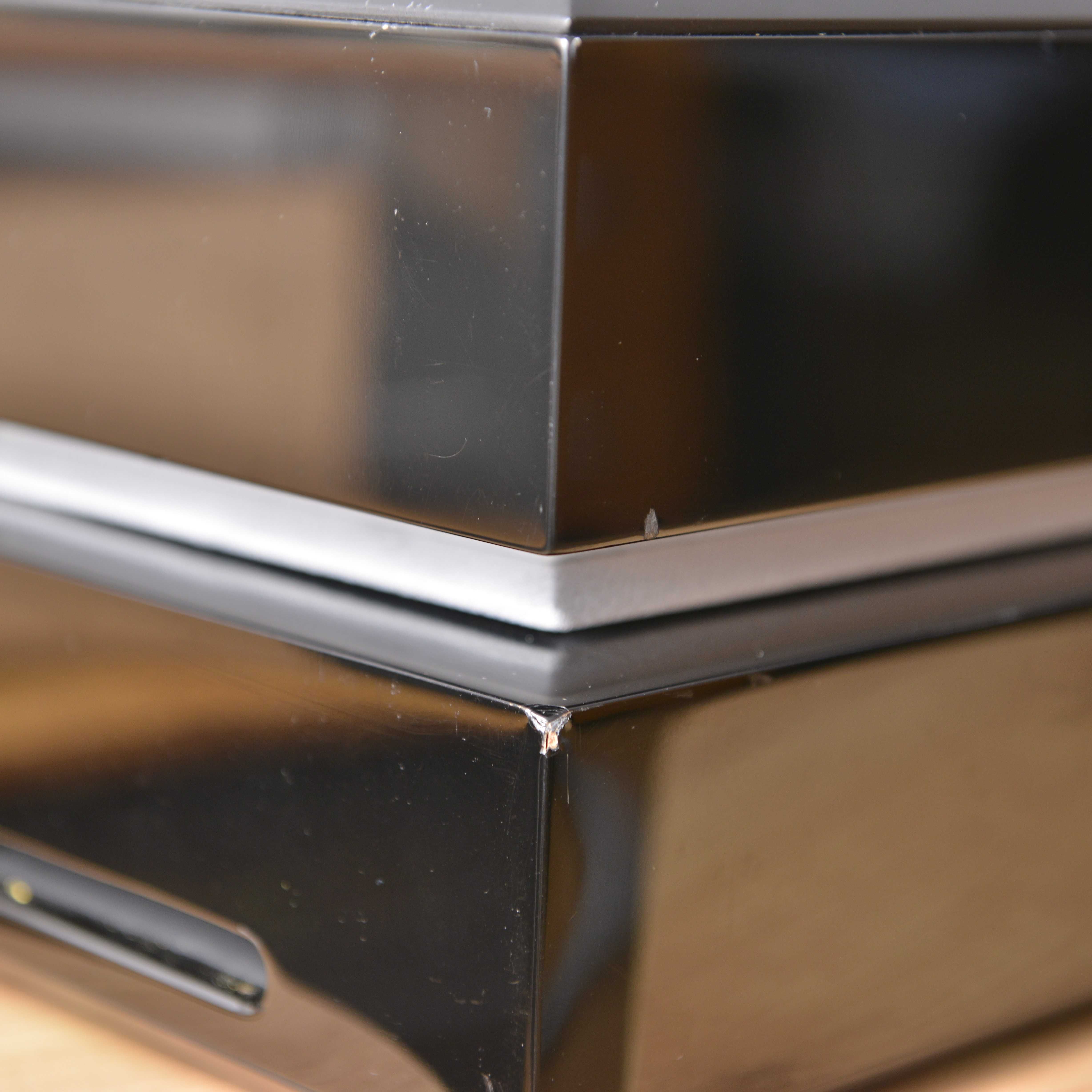 DLS FlatBox LARGE - Kolumny Naścienne