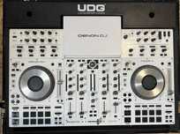 Kontroler DJ-ski Denon Prime 4.