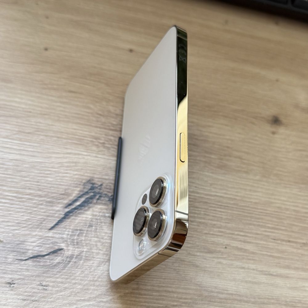Смартфон Apple Iphone 13 Pro 256 gb Ідеальний стан Телефон Айфон