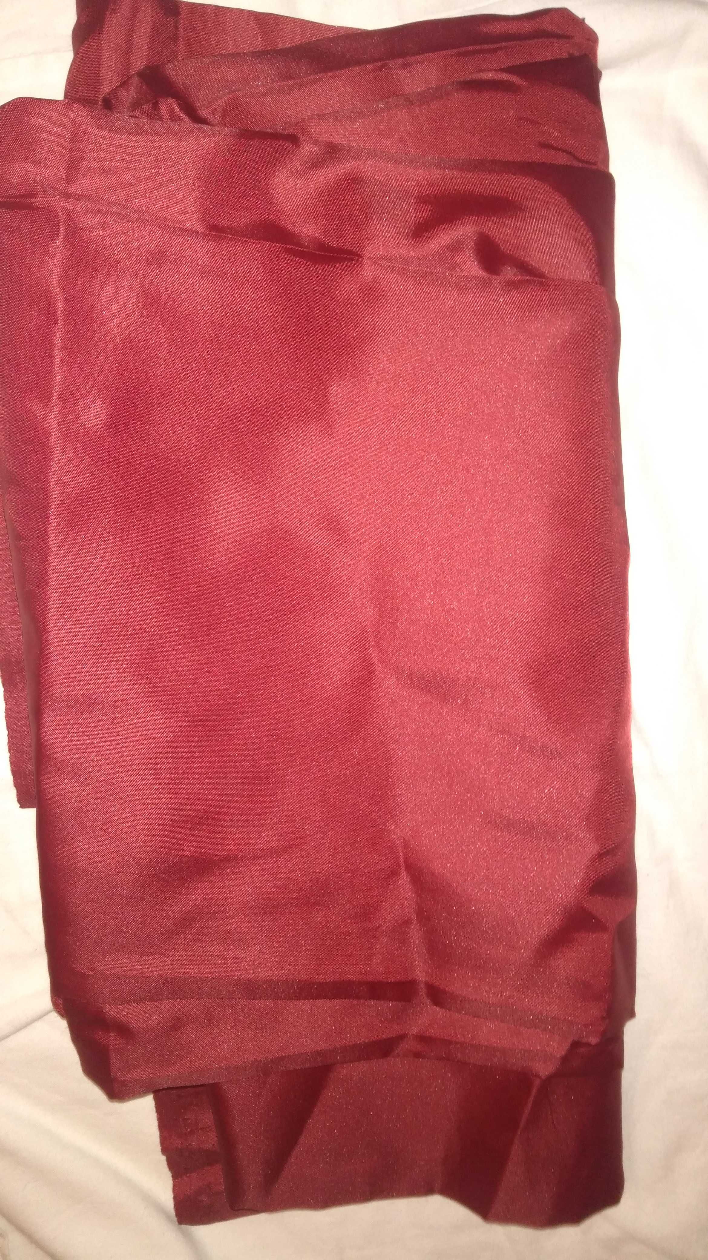 Відріз тканини для підкладки червоного кольору 1, 90м