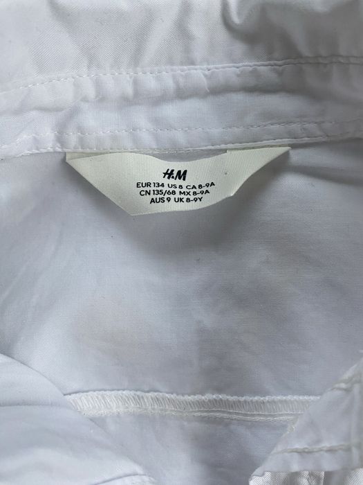 Na sprzedaż dziecięca biała koszula H&M