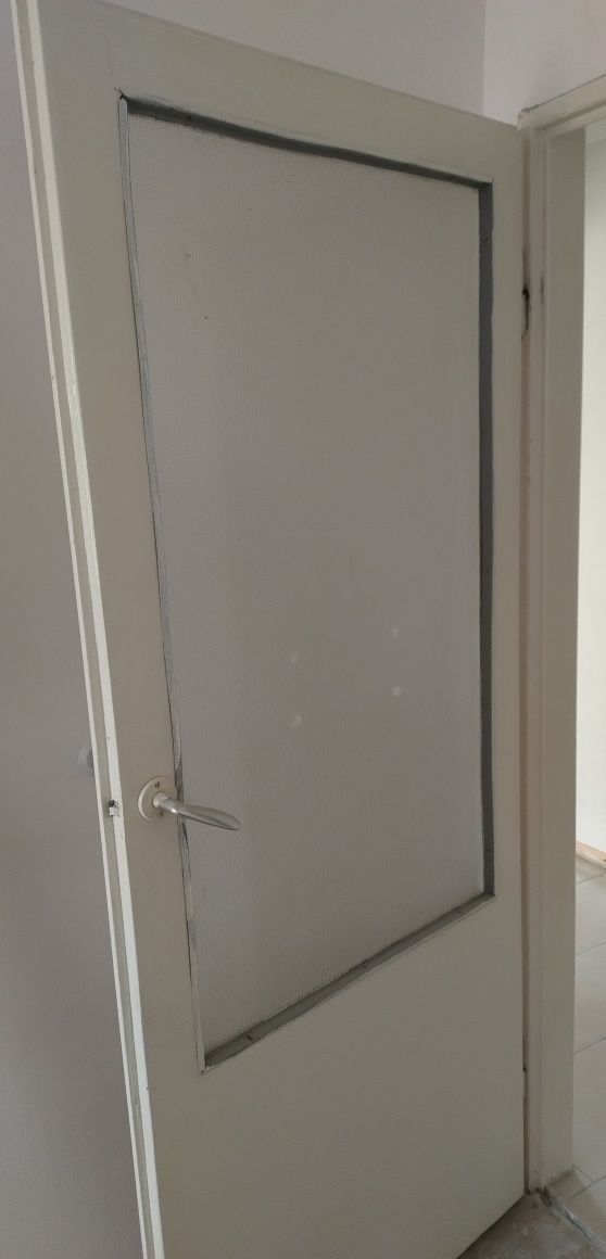 Drzwi wewnętrzne i zewnętrzne oddam za darmo