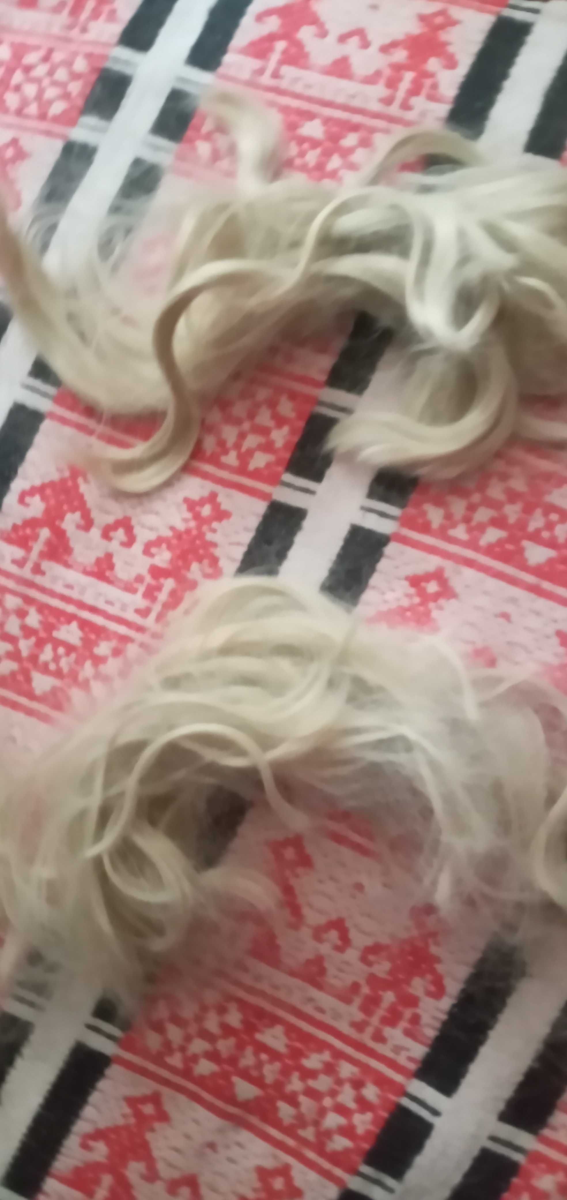 Пряди из искусственных волос