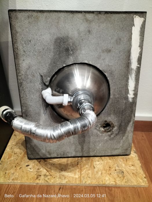 Lavatório em granito pia em  inox