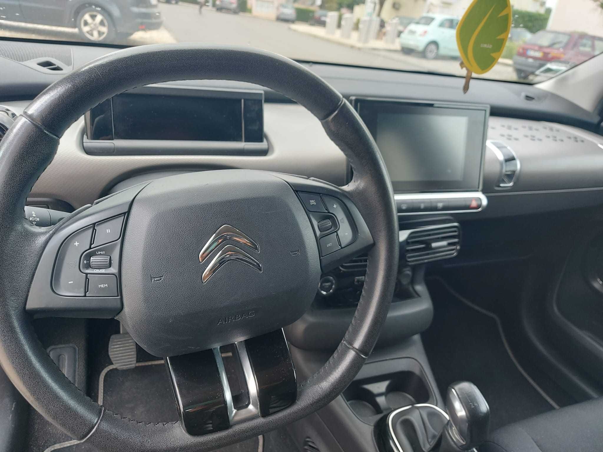 Citroen C4 Cactus 1.2 Shine