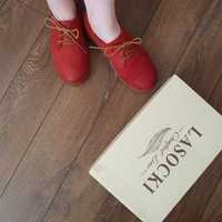 Skórzane buty damskie czerwone sznurowane r.38