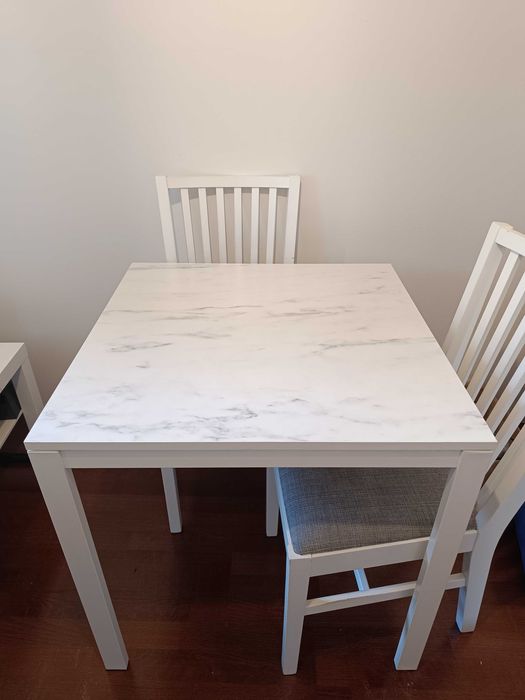 Używany stół IKEA MELLTORP