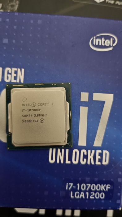 Топова плата MSI Z490 UNIFY. I7 10700KF 8/16. DDR4 GSKILL32GB 4400RGB