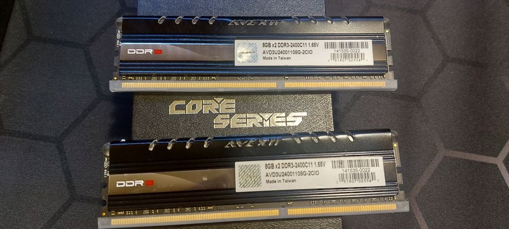 Avexir 2400Mhz core series, ddr3 dual 16GB