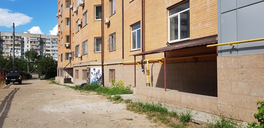 Оренда приміщення 139 м². Ідеально під магазин, склад, майстерню.