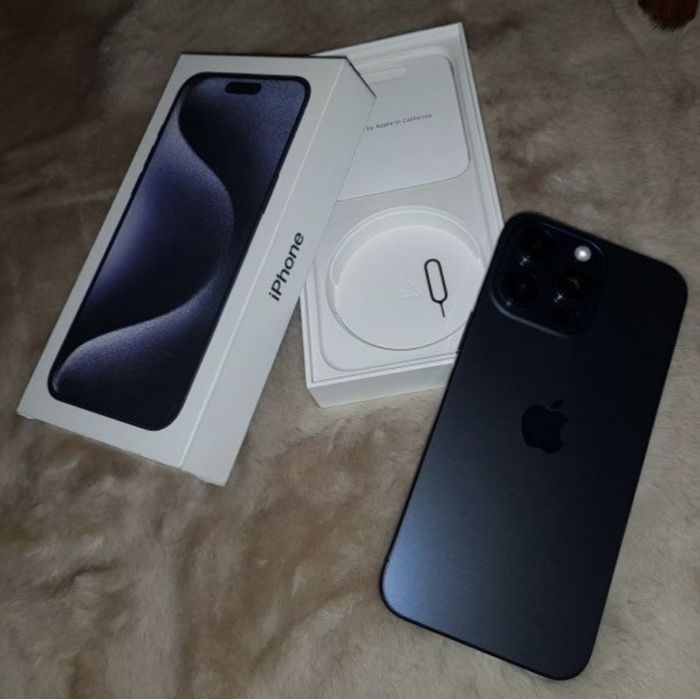 iPhone 15 pro max 256  blue