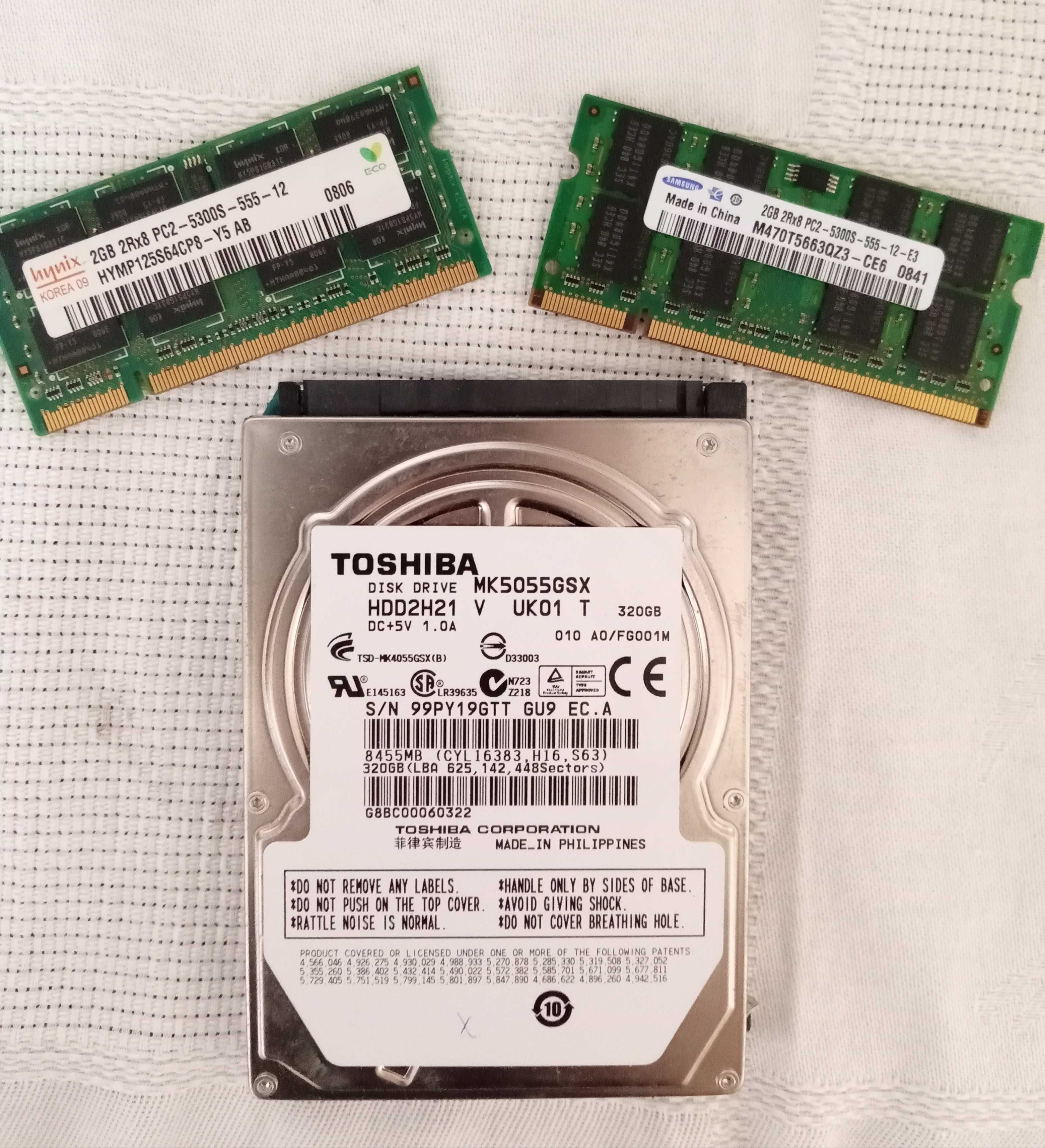 2x Memória RAM 2 GB + 1x Disco Externo Toshiba 320 GB