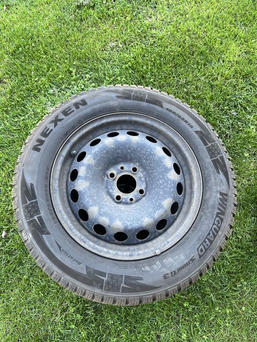 Opony zimowe z felgami 195/65/R15 Nexen Barum komplet kół