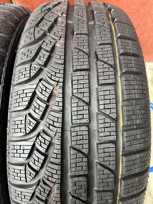 205/50/17 R17 Pirelli Sottozero winter 240 зима 4 шт