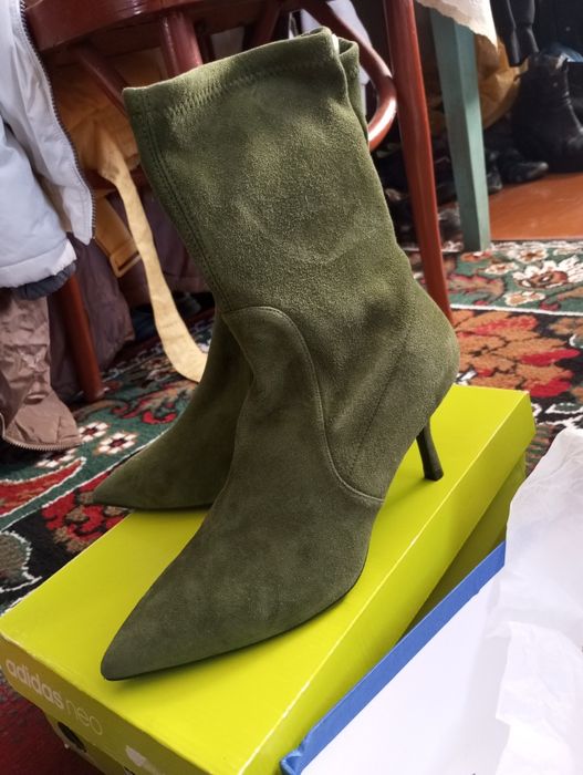 Продам сапоги   осінні -весняні