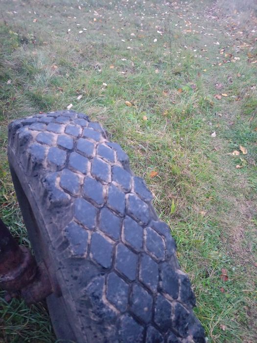 Продам трактор юмз