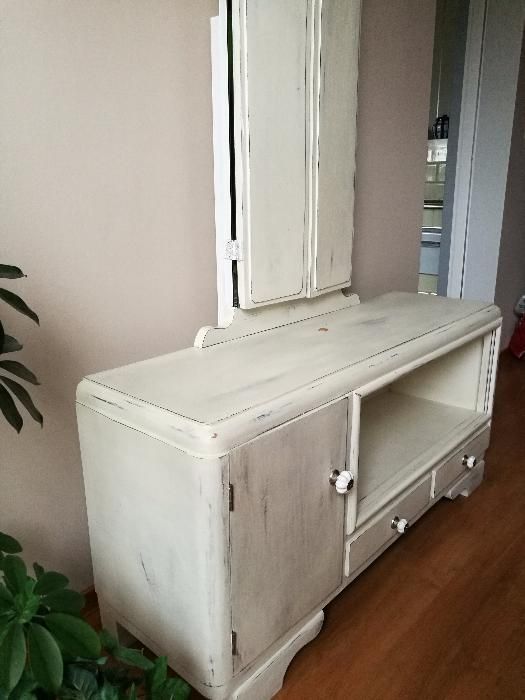 Toaletka shabby chic