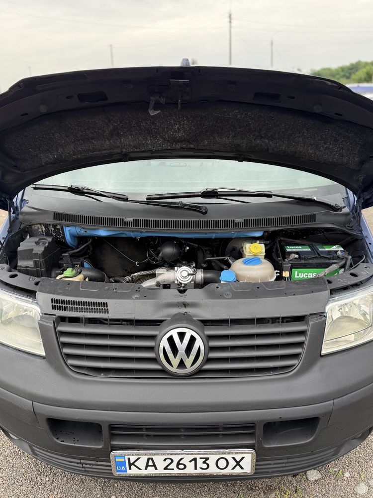 Volkswagen T5 груз пасс 7 місць 1.9 Long