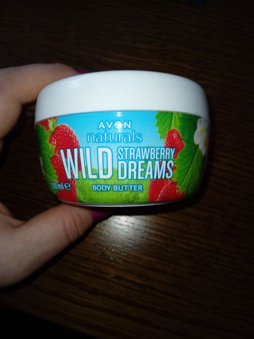 Avon naturals wild strawberry masło do ciała