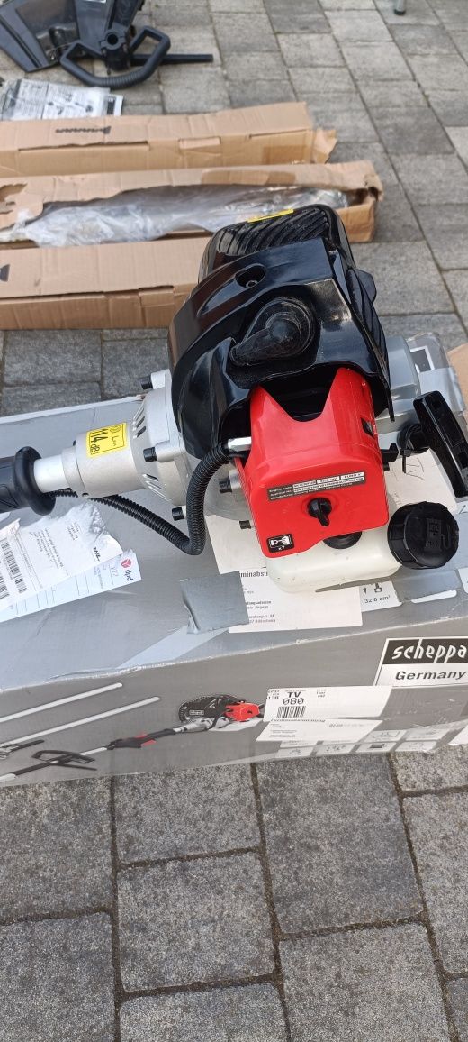 Spalinowa kosa Scheppach 4IN1 MT33P, podkaszarka, nożyce do żywopłotu