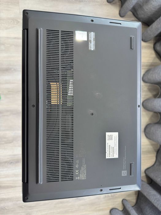 Ноутбук Lenovo ThinkPad P1 | Xeon W-10855M T2000 | 16/512 | 4K OLED