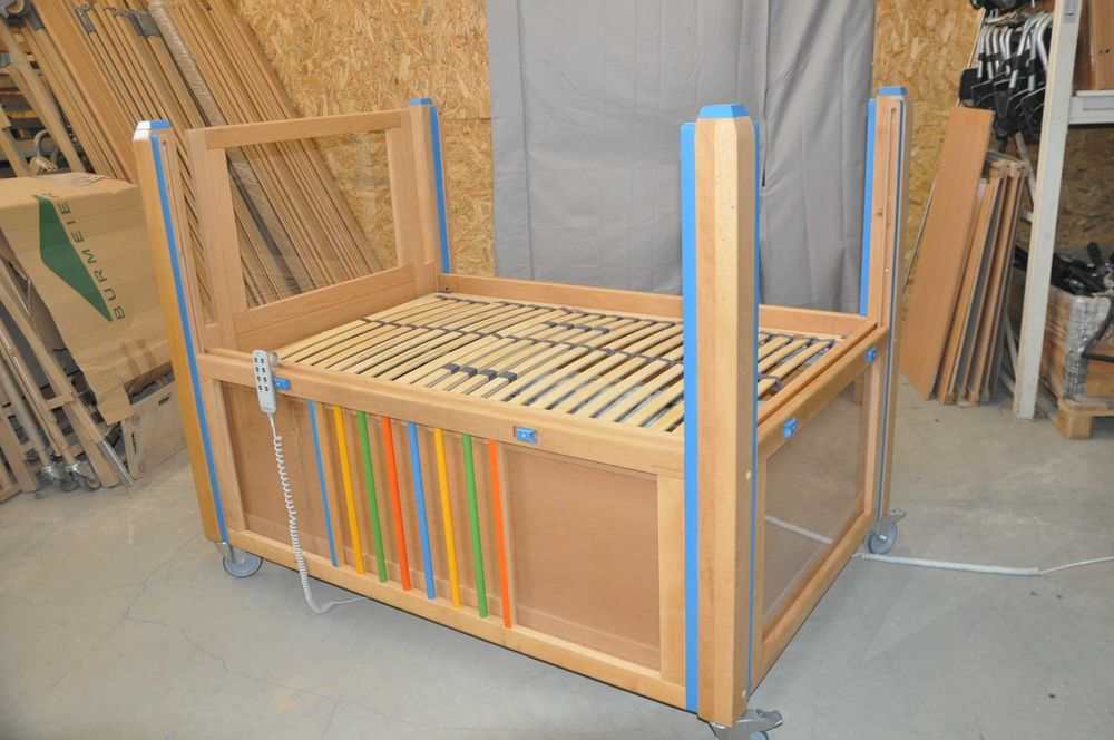 4 Dziecięce łóżko elektryczne rehabilitacyjne specjalne Savi 100x160