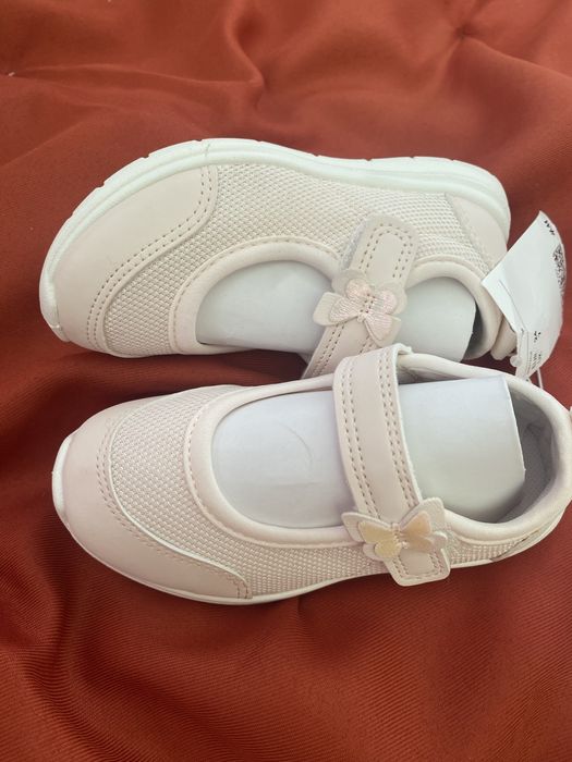 Tenis novos merceditas menina 24