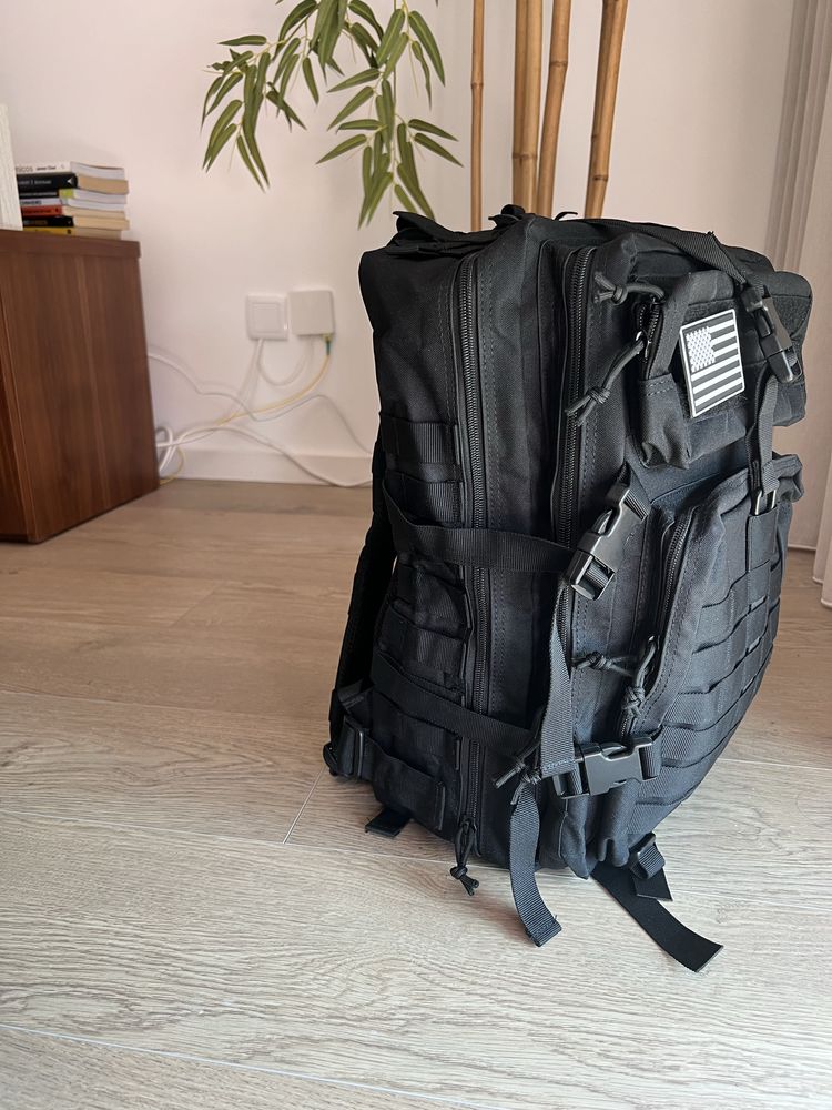 Mochila militar 45L - nova