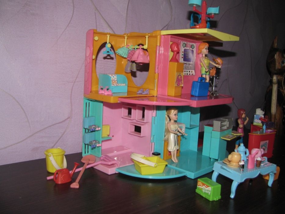 Polly Pocket - Centrum Handlowo Gastronomiczne z ruchomymi schodami