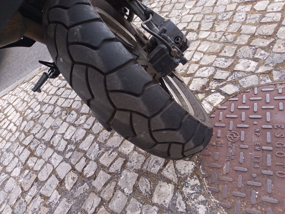 Triumph TIGER 900