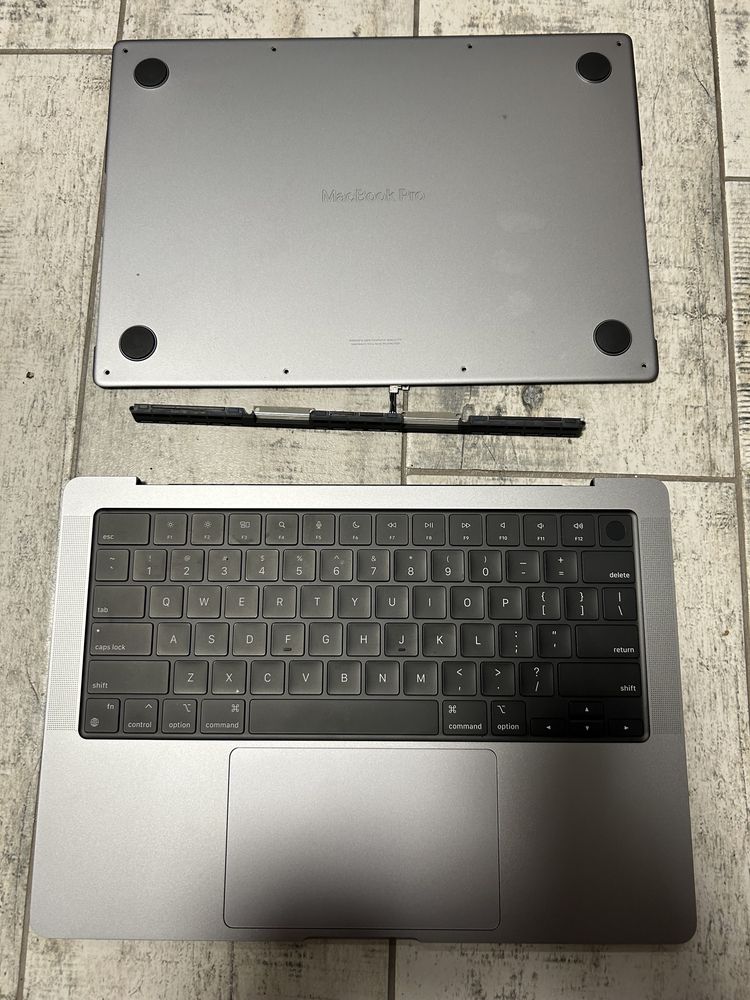 MacBook Pro M2 A2779 Тачпад аккумулятор корпус клавиатура