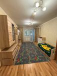 пр.Гагарина 4х ком.кв 70м в отличном состоянии 1эт. тихая, дворовая