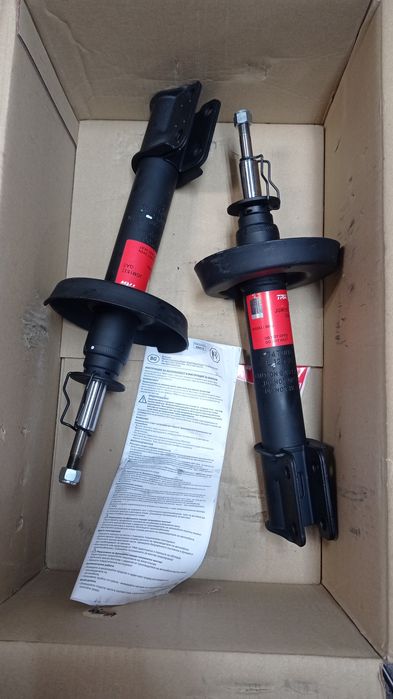 Стойки амортизатора