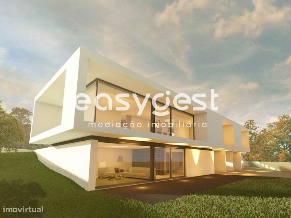 Luxuosa Moradia T4 isolada, a 10 minutos do centro de Águeda