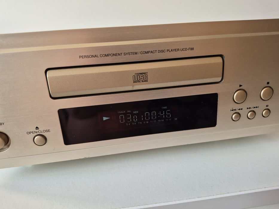 Denon UCD-F88 odtwarzacz CD denon