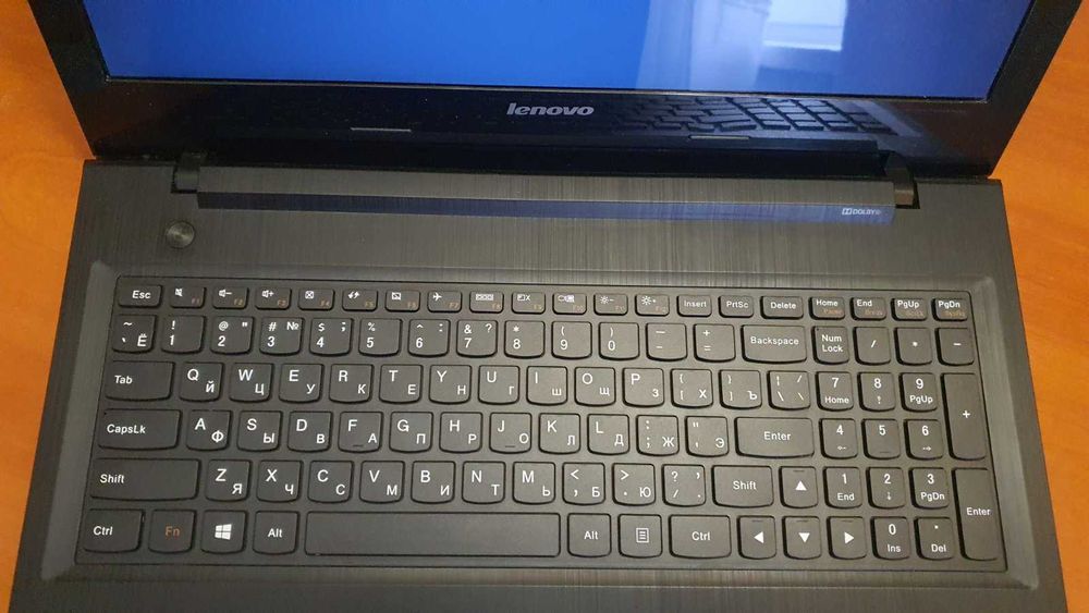 Ноутбук Lenovo G50-30 (4 ядра / батарея 4 години)