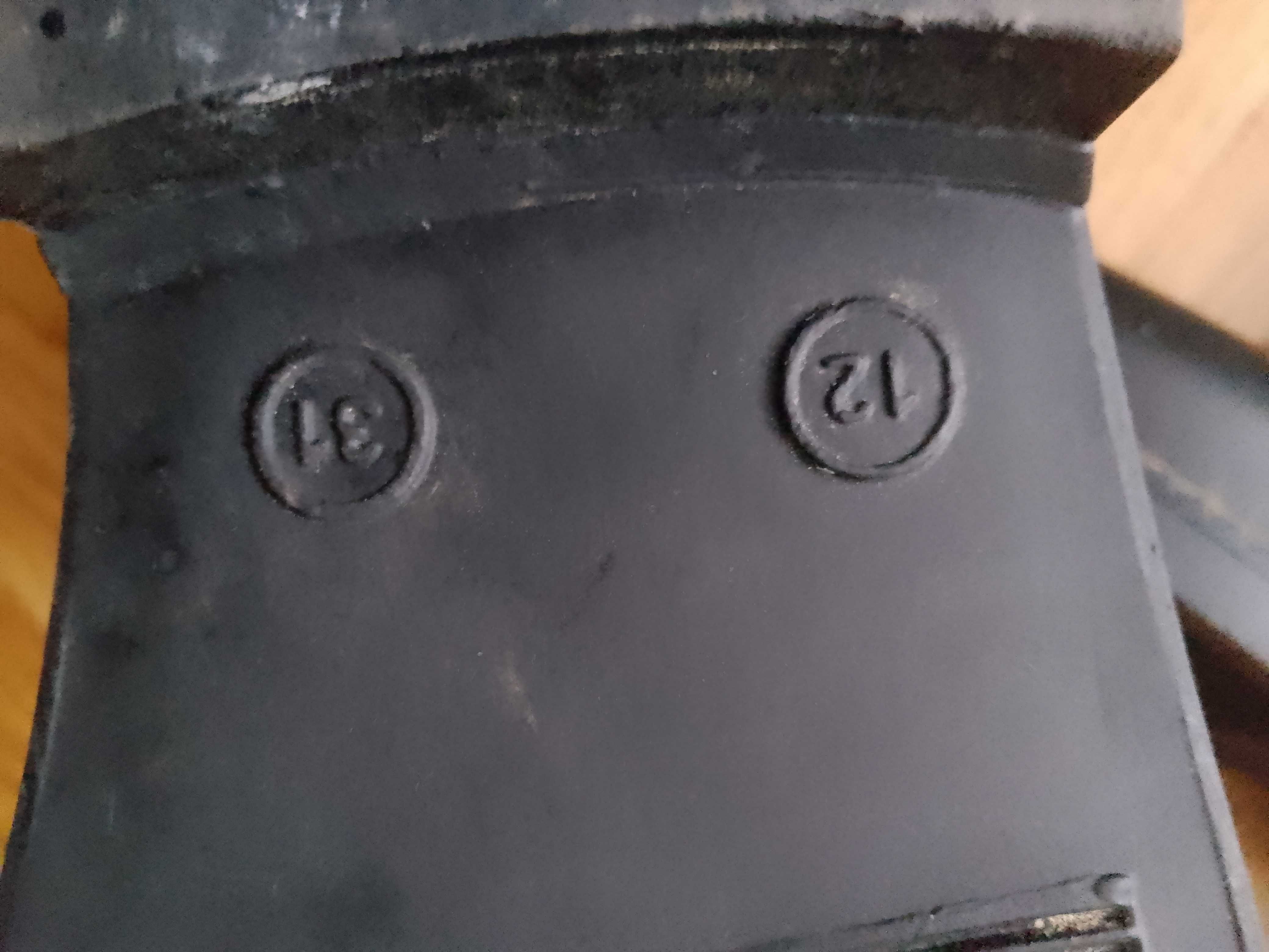 Sztyblety jeździeckie nowe ,,kantrie,, .buty na konia 31 . Mam kask