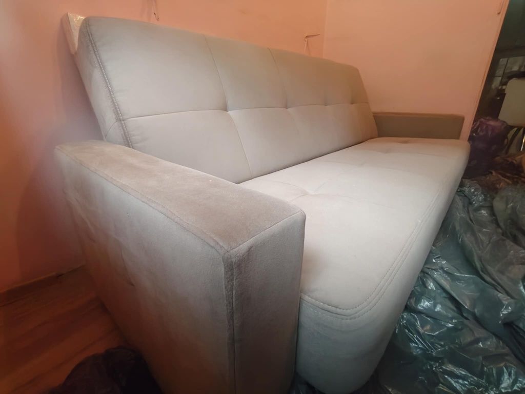 Rozkładana wersalka sofa z bokami