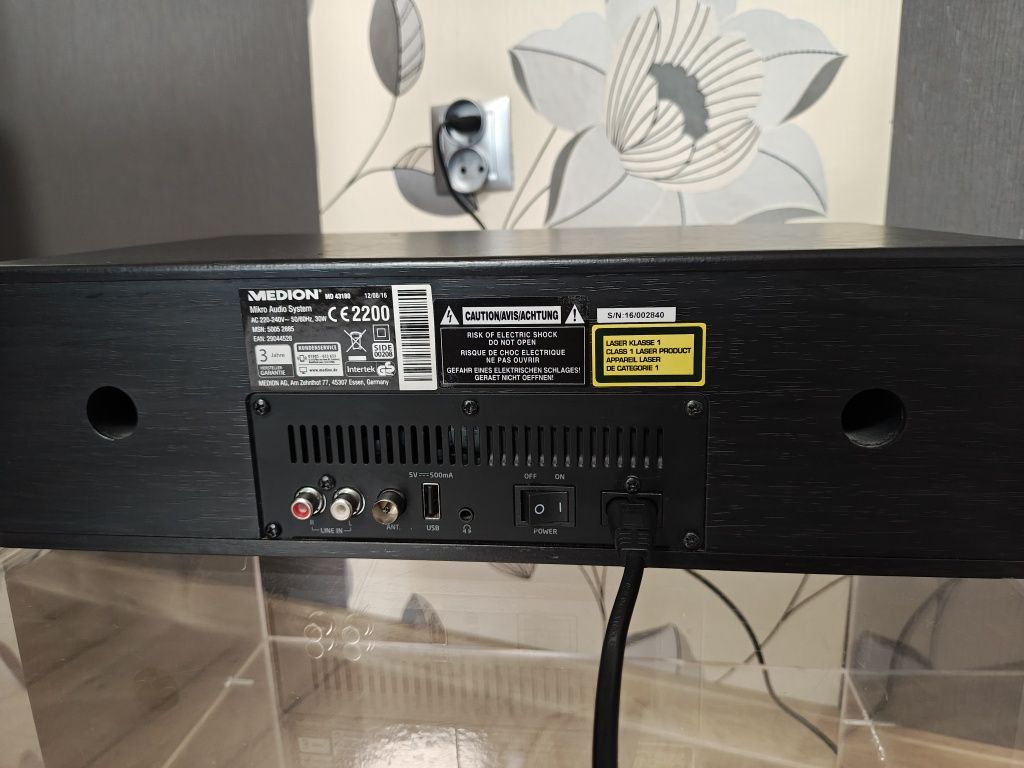 Odtwarzacz CD,Mp3,bluetooth,radio USB,słuchawkowe wejście,Line Medion