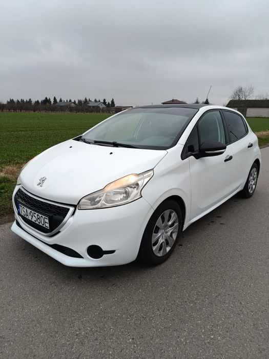 Peugeot 208 1.4 Diesel 2012 rok