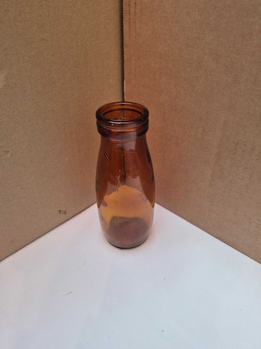 Szklana butelka po śmietanie z prl