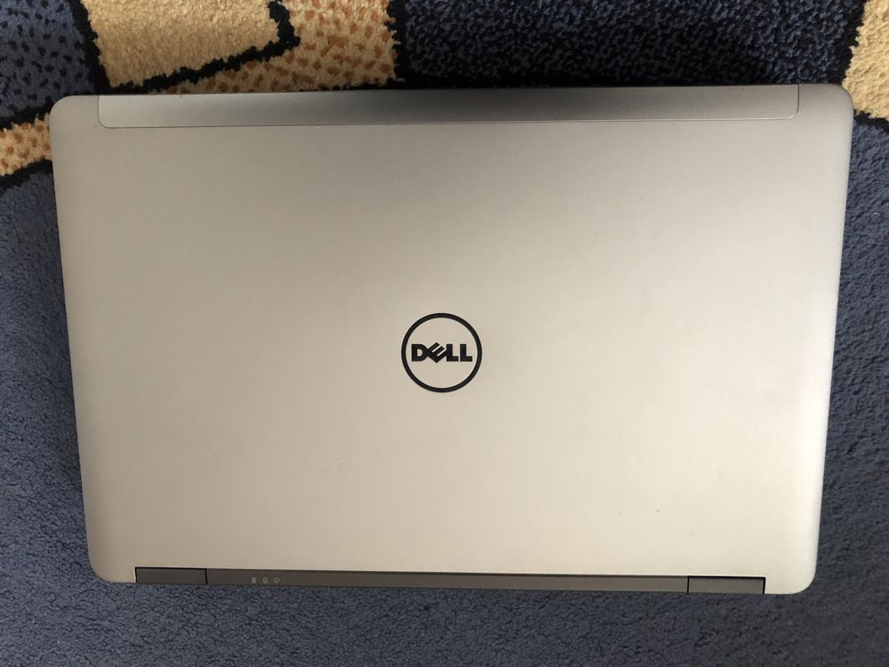 Продам ноутбук Dell m 2800 з intel core i7 новий SSD Goodram RAM 16 Гб