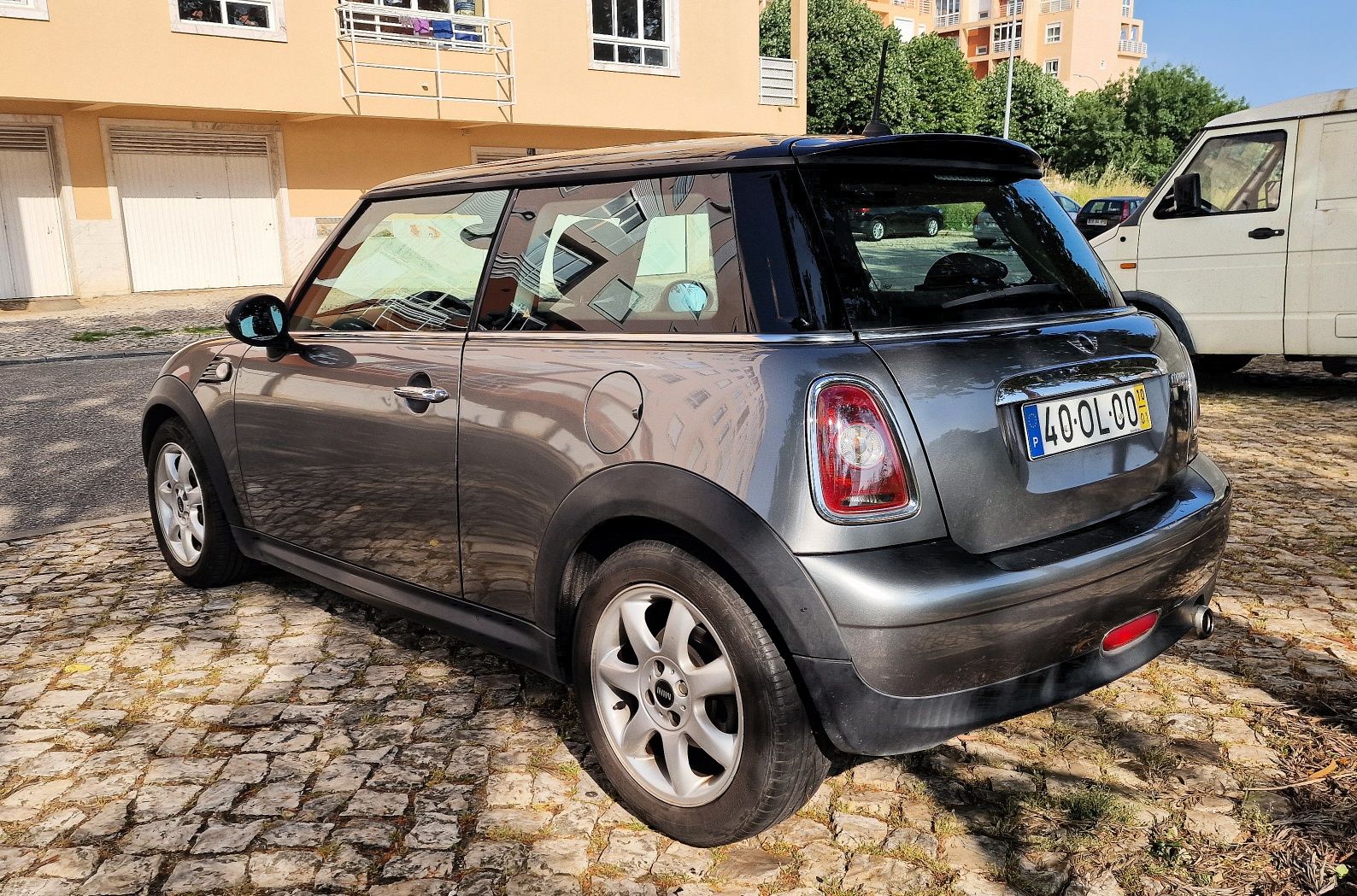 Mini cooper d impecável Reservado